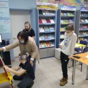 Литературный КВН “В мире книг”